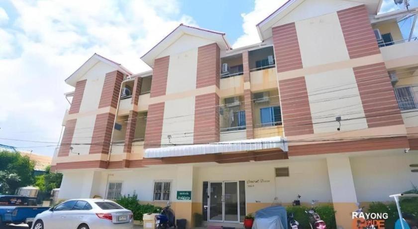 Central Place Hotel Rayong Exterior photo