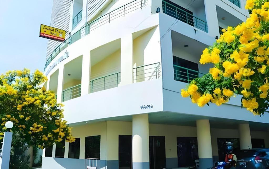 Central Place Hotel Rayong Exterior photo